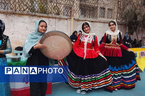  جشنواره اقوام ایرانی در مدرسه هدی؛ رنگ، موسیقی و فرهنگ در یک روز به‌یادماندنی