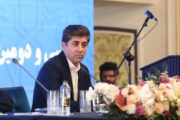 ممبینی از دبیرکلی فدراسیون فوتبال برکنار شد