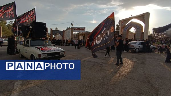 حضور مردم شهرستان نیم‌ور و محلات در پیاده‌روی جاماندگان اربعین