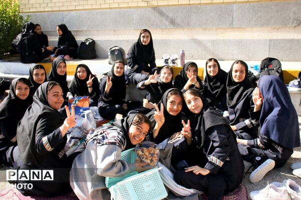 صبحانه سلامت در هنرستان شهید سادلجی؛ گامی برای تقویت بدن و ذهن هنرجویان