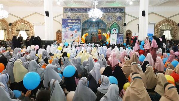 اجتماع بزرگ دانش‌آموزان در زیارتگاه شهید آیت الله مدرس(ره)