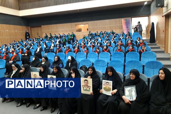 یادواره شهدای جنگ دوازده روزه در سالن ارشاد اسلامی شهرستان قدس