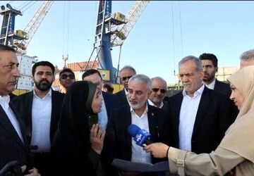 بازدید رئیس‌جمهور از بندر شهید بهشتی در چابهار