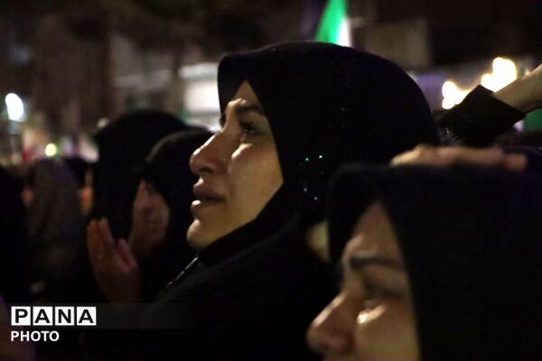 احیا در اولین شب قدر و هشتمین شب مراسم شهادت قائد امت آیت الله خامنه ای 