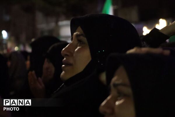احیا در اولین شب قدر و هشتمین شب مراسم شهادت قائد امت آیت الله خامنه ای 