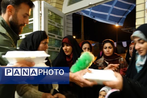 مسجدالقرآن غرق در شادی میلاد کریم اهل بیت(ع)