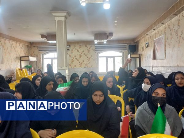 کارگاه آموزشی جهاد تبیین و پدافند غیرعامل در دبیرستان نمونه دولتی محمودیه