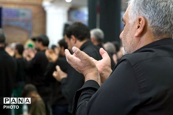 شکوه نمازجمعه این هفته باقرشهر و کهریزک با حضور عزاداران حسینی 