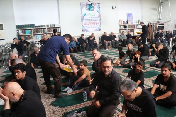 عزاداری ظهر عاشورا در مسجد حضرت صاحب الزمان(عج) مشهد
