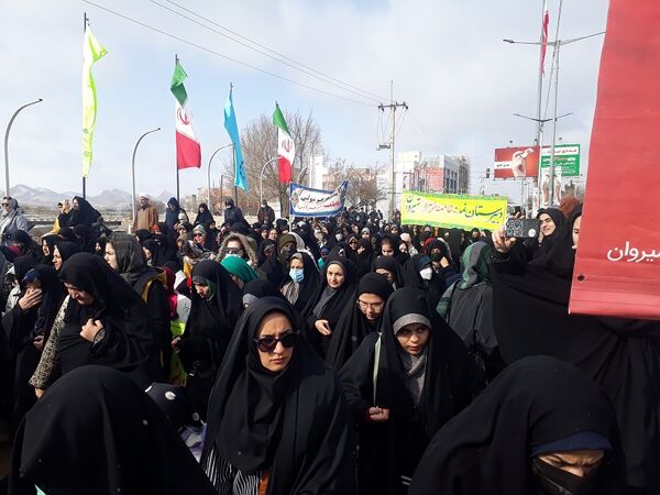 جلوه‌هایی از حماسه آفرینی مردم شیروان در راهپیمایی ۲۲ بهمن 