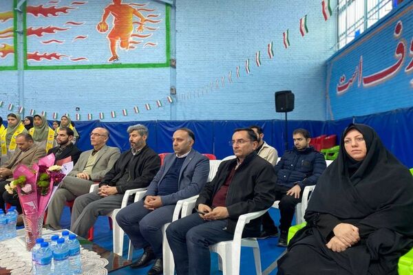 یاوران انقلاب؛روشنای مسیر نوجوانان امروز