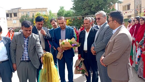 دآا، نام مادر در گویش لری