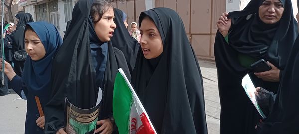 حضور پر شور کودکان و نوجوانان خلیل آبادی در راهپیمایی ۲۲ بهمن
