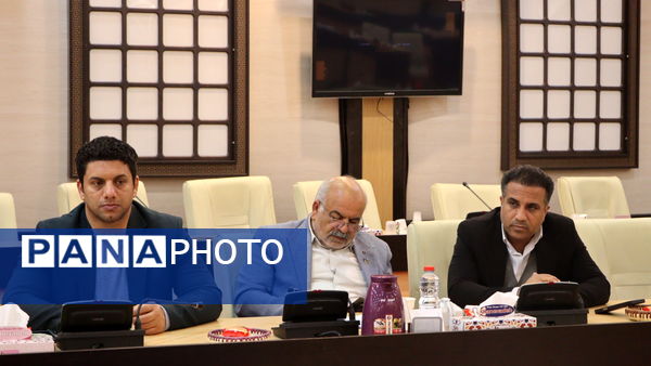 نشست شورای آموزش‌وپرورش استان بوشهر با محوریت آغاز اجرای طرح‌های ملی «حامی»، «توانا»