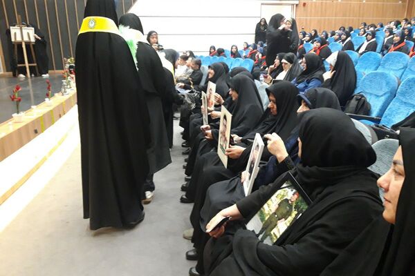 یادواره شهدای جنگ دوازده روزه در سالن ارشاد اسلامی شهرستان قدس
