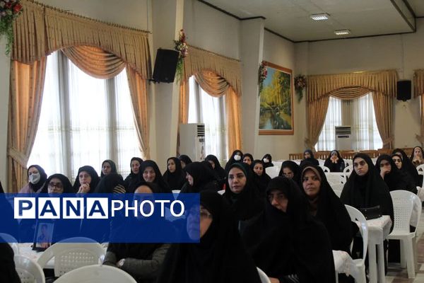 اختتامیه پنجمین دوره ملی لاله‌های روشن در مازندران 