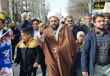 راهپیمایی ۲۲ بهمن در شهرستان صحنه