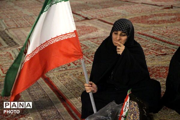 نمایش اقتدار و حمایت از رهبری در یزد