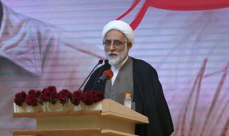 ضرورت الگوگیری از سیره و سبک زندگی شهدا
