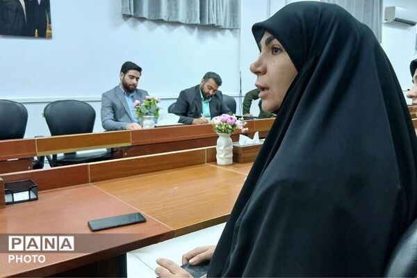 نشست صمیمی مشاوران و مربیان جدیدالاستخدام به مناسبت هفته امور تربیتی
