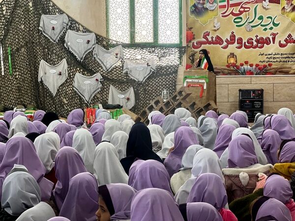 برگزاری گفتمان دینی در مدرسه عشایری دربند