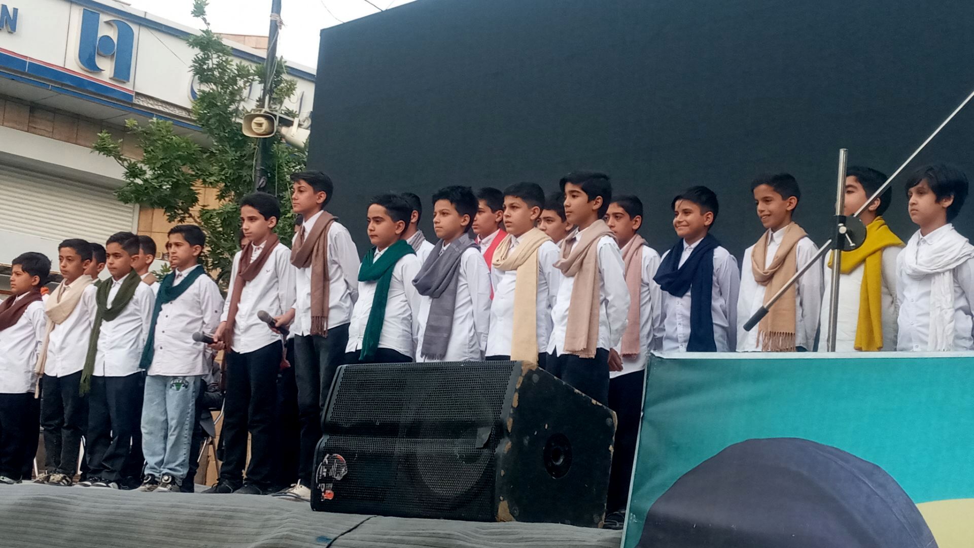 نیشابور در جشن غدیر غرق در شادی؛ از میدان امام خمینی تا انقلاب، موج حضور مردم