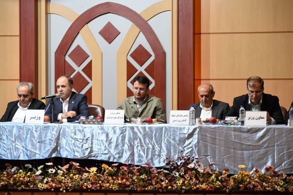 اولین روز سفر وزیر کشاورزی به آذربایجان‌شرقی 