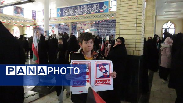 دهه نودی‌ها انقلاب را در دست گرفتند