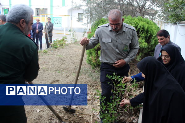 مهر در گلوگاه، از دل جنگل تا کلاس درس 