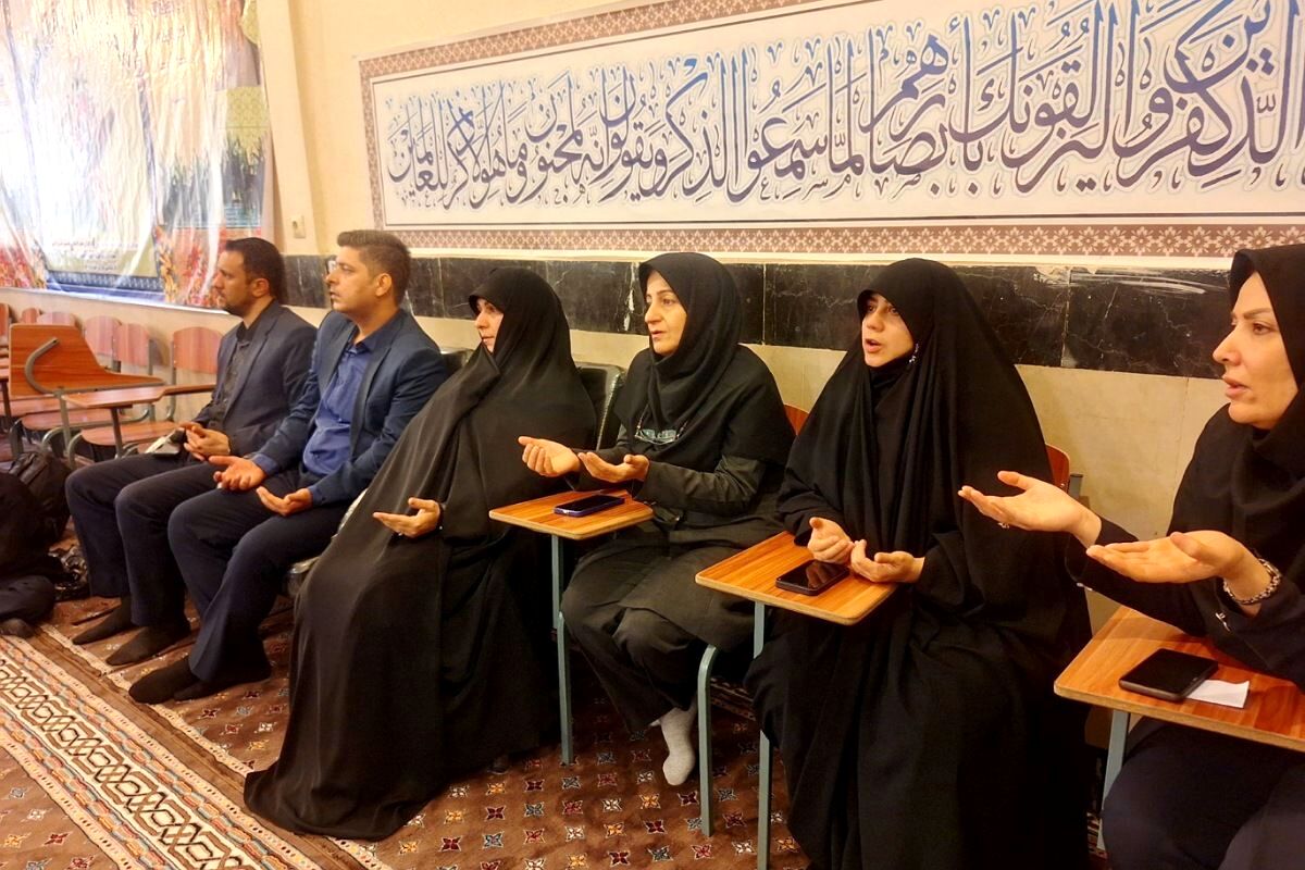 مراسم عزاداری نوگلان فاطمی در دارالقرآن حجت الاسلام قرائتی