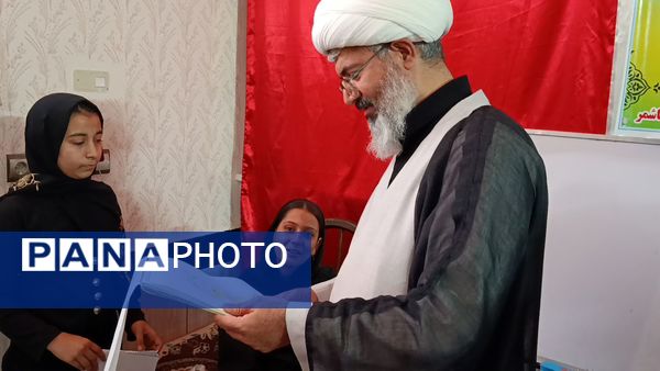 بازدید امام جمعه کاشمر از کلاس های اوقات فراغت
