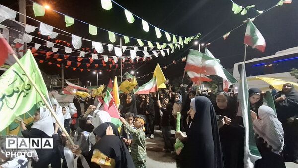 معمولان در شور انقلابی؛ مردم ولایتمدار بار دیگر حضوری پررنگ داشتند