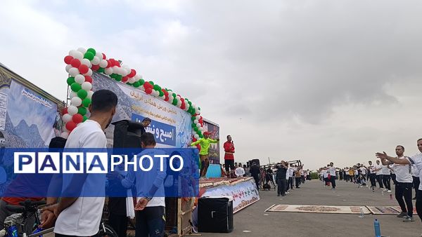 جلوه‌هایی از ورزش صبحگاهی همگانی در آشخانه 