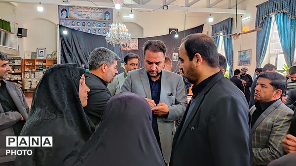 نشست صمیمی نماینده مردم نیشابور در  مجلس شورای اسلامی با مردم شهر بار