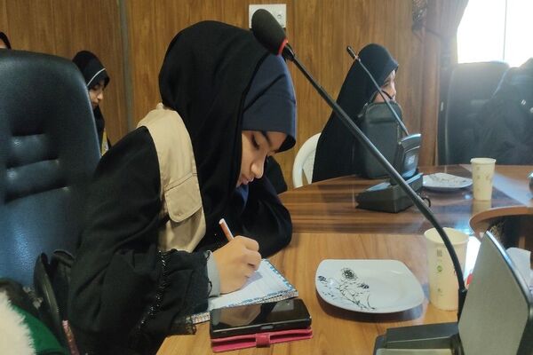 سومین جلسه همایش آموزش خبرنگاری ویژه دانش آموز خبرنگاران پانا مدارس نیشابور