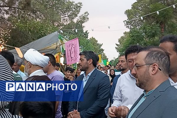 بازدید مسئولان رباط کریم از جشن کیلومتری عید غدیر