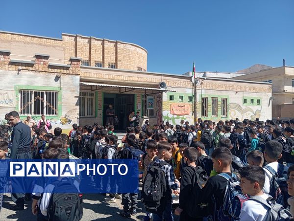 جشن پرشکوه آغاز سال تحصیلی جدید در مدرسه ابتدایی فتحیان بانه
