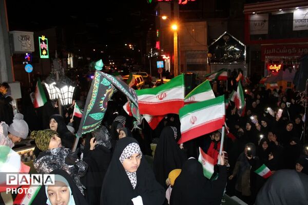 مراسم اربعین امام شهید آیت الله العظمی امام خامنه‌ای مدظله‌العالی در شهرستان فیروزکوه