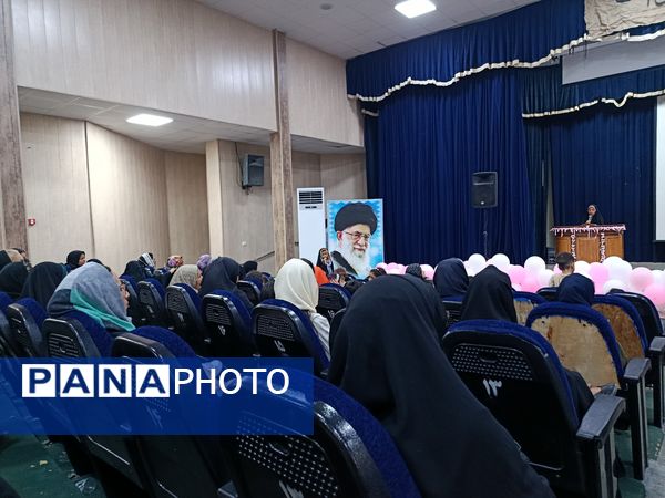 محفل دختران حاجی آباد برای تجدید بیعت با علی (ع)