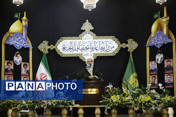 بزرگداشت شهدای خدمت با حضور خادمیاران رضوی در قم