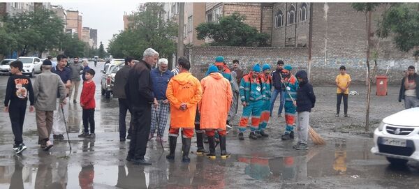 سیلاب در شهرک غرب مشهد