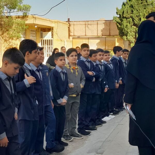 آیین بازگشایی سال تحصیلی جدید در دبستان ایثار تفت
