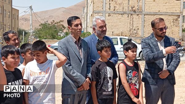 افتتاح آموزشگاه ۶ کلاسه شهر بن