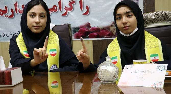 انتخابات مجمع اعضای پیشتاز دختران سازمان دانش‌آموزی شهرستان نظرآباد