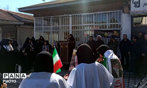بر پا نگه داشتن مکتب زینب(س) توسط بانوان خشکبیجاری