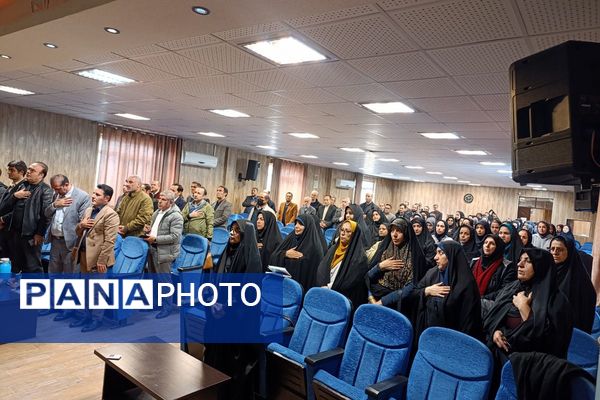 سمینار آموزشی «نماد و مدیریت فوریت‌های روانی ـ اجتماعی» ویژه مدیران و مشاوران مدارس