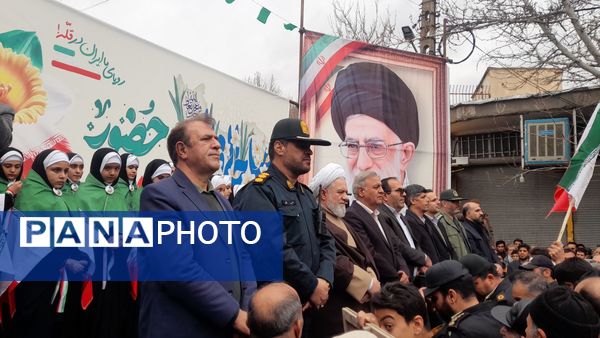 حضور پرشور مردم اسدآباد در راهپیمایی 22 بهمن