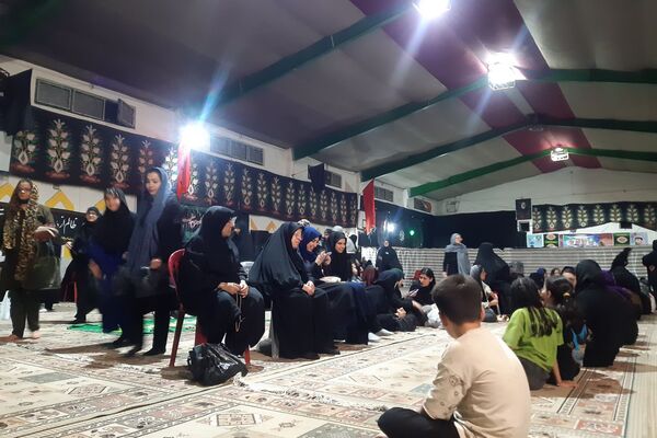 شور حسینی در شب چهارم محرم 1404 در هیات فرهنگیان ناحیه ۳ شیراز 