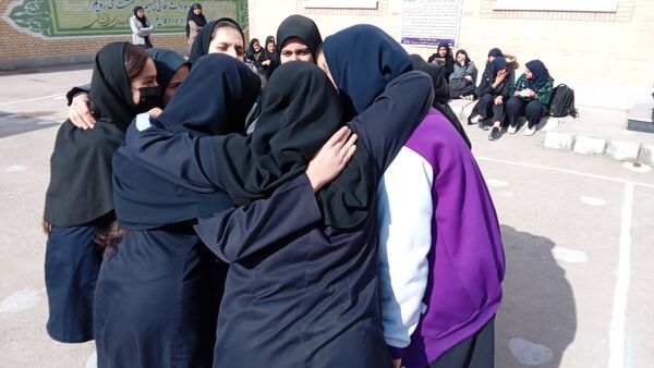  مسابقات ورزشی در دبیرستان خاص نمونه فرهنگ 