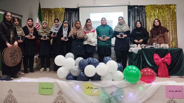 جشن ستارگان ویژه دانش آموزان برتر دبیرستان نورالهدی 